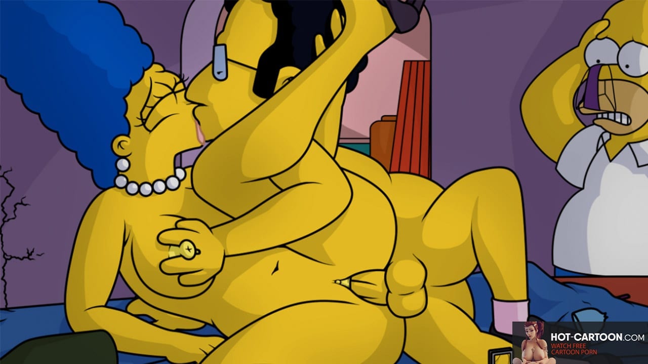 26. Simpsons Marge ប្រពន្ធអាសអាភាសចាប់បានពេលលេងសើចជាមួយអ្នកជិតខាង